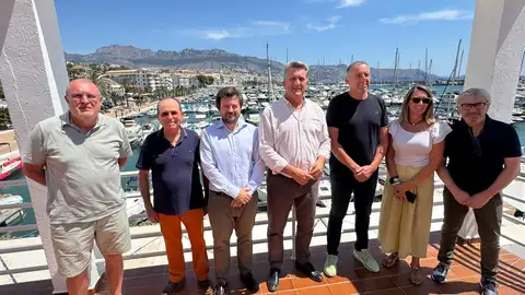 La Generalitat finaliza en Altea la instalación de placas solares en 7 puertos valencianos que reducirán la factura de pescadores y usuarios cerca de un 25 % La Generalitat finaliza en Altea la instalación de placas solares en 7 puertos valencianos que reducirán la factura de pescadores y usuarios cerca de un 25 %