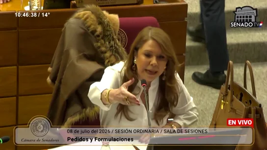 Celeste amarilla, senadora paraguaya, vuelve a insultar a Mbappé para defender a su selección Celeste amarilla, senadora paraguaya, vuelve a insultar a Mbappé para defender a su selección