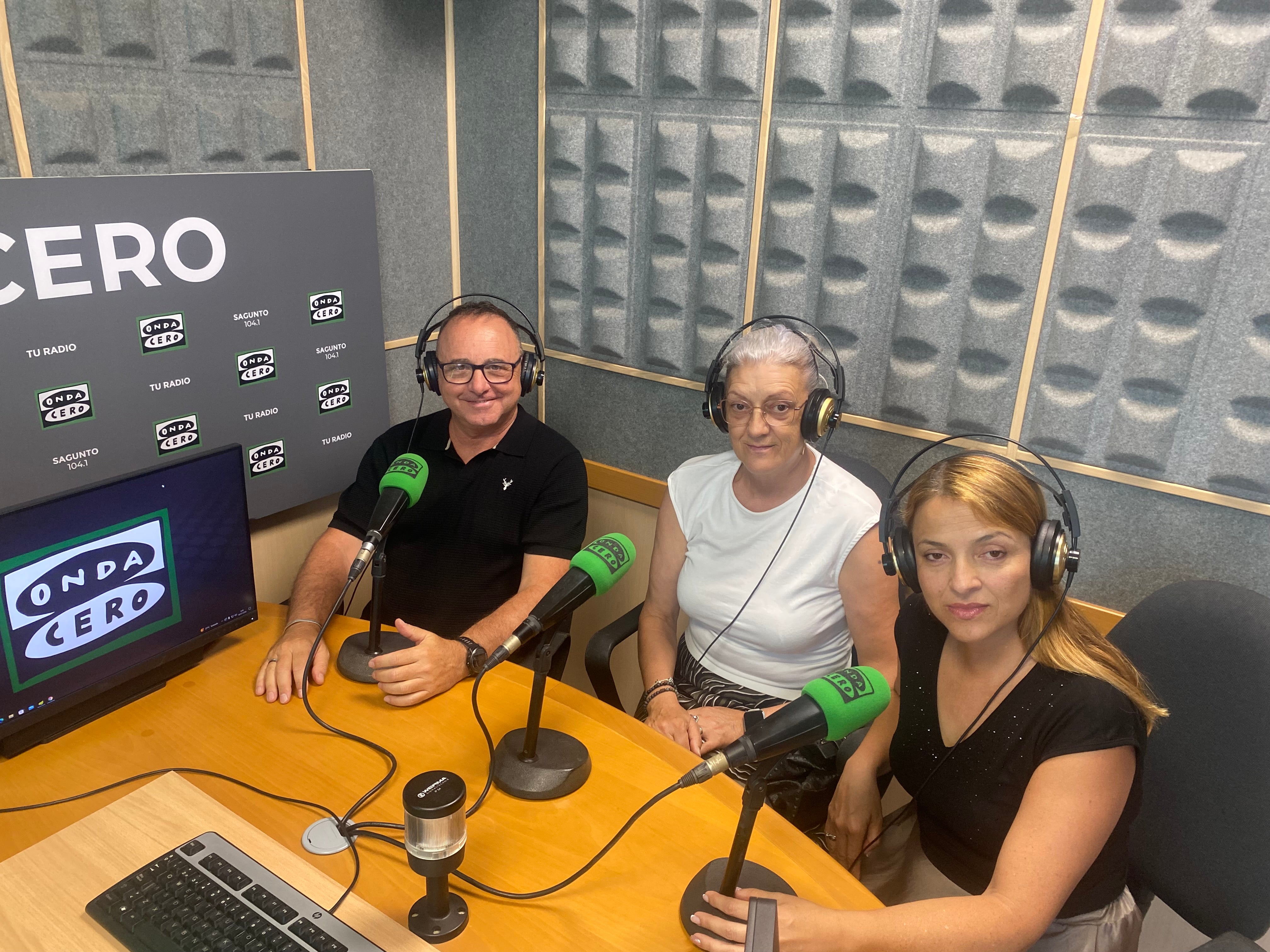 Antonino destaca la especialización y el asesoramiento personalizado del comercio de Sagunto Antonino destaca la especialización y el asesoramiento personalizado del comercio de Sagunto