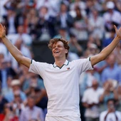 El italiano Jannik Sinner celebra tras ganar su partido final contra el alemán Alexander Zverev El italiano Jannik Sinner celebra tras ganar su partido final contra el alemán Alexander Zverev