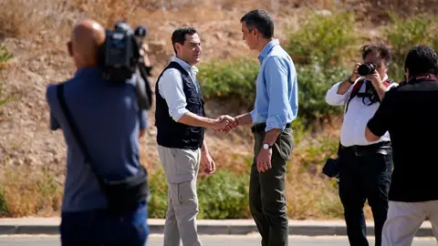 Pedro Sánchez visita las zonas afectadas por el incendio de Los Gallardos Pedro Sánchez visita las zonas afectadas por el incendio de Los Gallardos