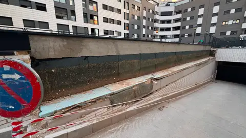 Los vecinos de una promoción de vivienda pública de Azuqueca valoran acciones legales por deficiencias constructivas Los vecinos de una promoción de vivienda pública de Azuqueca valoran acciones legales por deficiencias constructivas