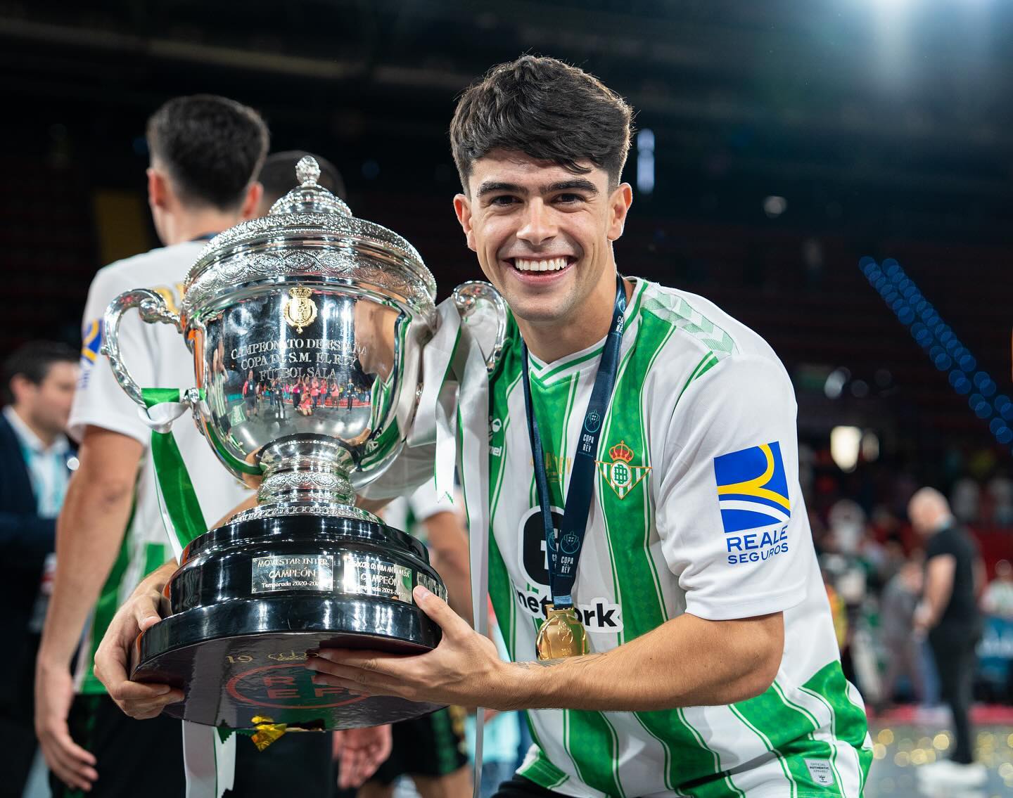 Pablo Otero firma hasta 2029 y jugará cedido en Valdepeñas Pablo Otero firma hasta 2029 y jugará cedido en Valdepeñas
