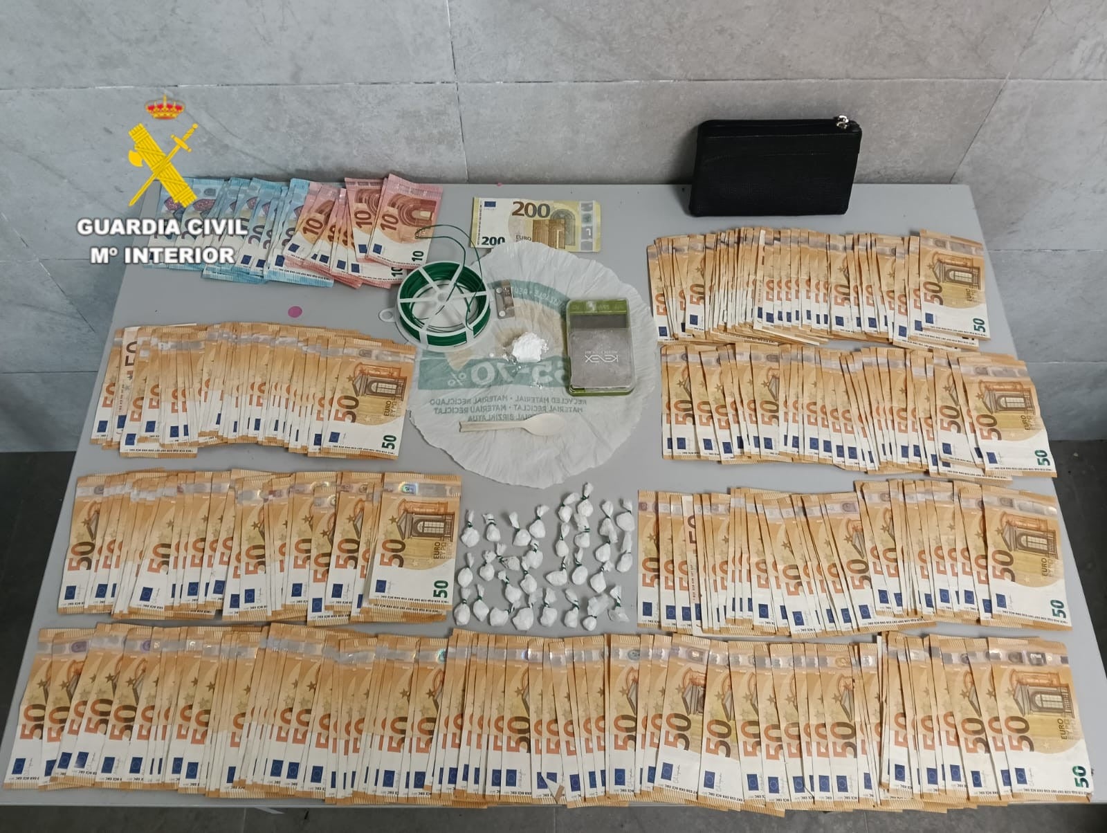 La Guardia Civil detiene al presunto responsable de un punto de venta de drogas en Burriana La Guardia Civil detiene al presunto responsable de un punto de venta de drogas en Burriana