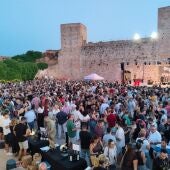 El Tardeo con la DO se adelanta al último viernes de julio para brindar en el Patio de Armas de Requena