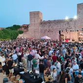 El Tardeo con la DO se adelanta al último viernes de julio para brindar en el Patio de Armas de Requena El Tardeo con la DO se adelanta al último viernes de julio para brindar en el Patio de Armas de Requena