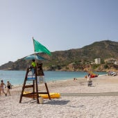 Hasta finales de septiembre permanecerá activo el dispositivo especial de vigilancia en la playa del Abir