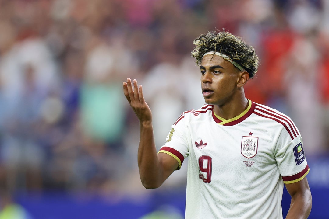 Unos ladrones encapuchados intentan robar en la casa de Lamine Yamal horas después de la victoria de España en semifinales del Mundial Unos ladrones encapuchados intentan robar en la casa de Lamine Yamal horas después de la victoria de España en semifinales del Mundial