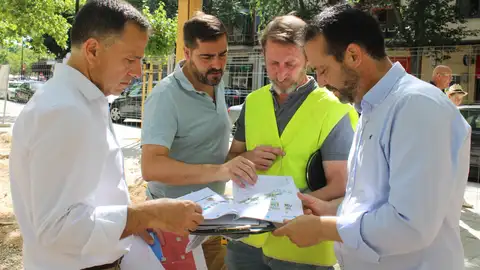 Manuel Serrano ha visitado las obras de mejora de los Ejidos de la Feria que será una transformación histórica de este espacio Manuel Serrano ha visitado las obras de mejora de los Ejidos de la Feria que será una transformación histórica de este espacio