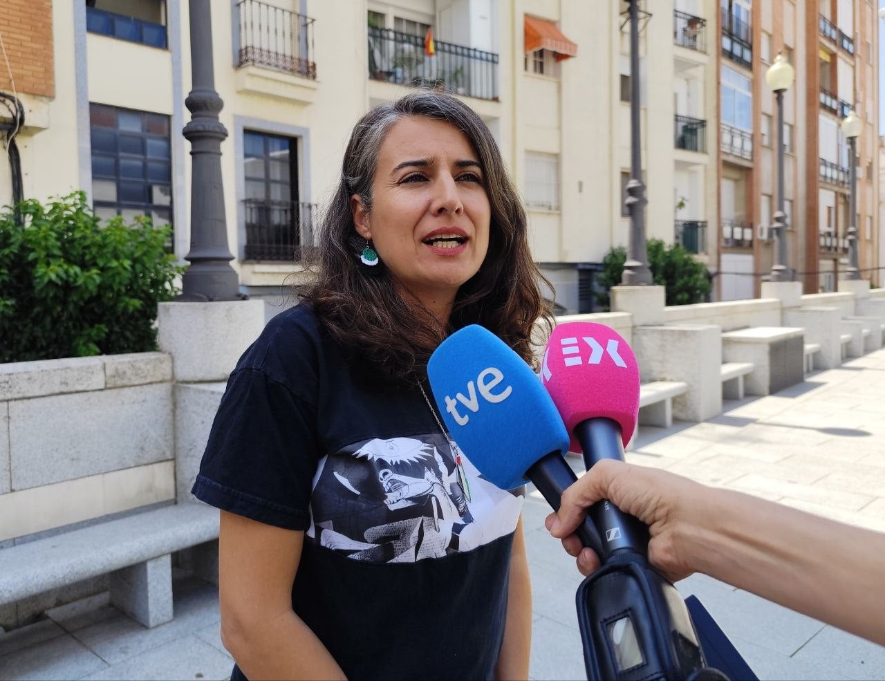 Irene de Miguel valora “positivamente” la pena de inhabilitación para Sánchez y Gallardo para que “estos enchufes desaparezcan” Irene de Miguel valora “positivamente” la pena de inhabilitación para Sánchez y Gallardo para que “estos enchufes desaparezcan”