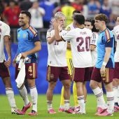 Jugadores de España celebrando el triunfo ante Francia