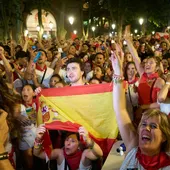 Pamplona instalará pantallas gigantes en la Plaza del Castillo para ver la final del Mundial Pamplona instalará pantallas gigantes en la Plaza del Castillo para ver la final del Mundial