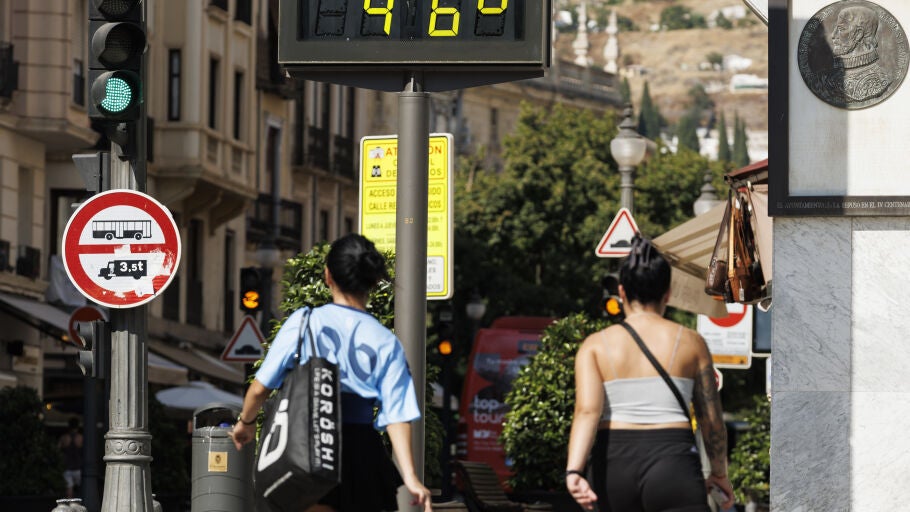 Llega la can&iacute;cula y Roberto Brasero advierte: "Es calor sobre calor"