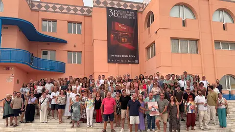 El estreno de ‘El Manantial del Amor’ emociona al público del 38 º Festival de Cine de l'Alfàs del Pi e inicia su recorrido por festivales El estreno de ‘El Manantial del Amor’ emociona al público del 38 º Festival de Cine de l'Alfàs del Pi e inicia su recorrido por festivales