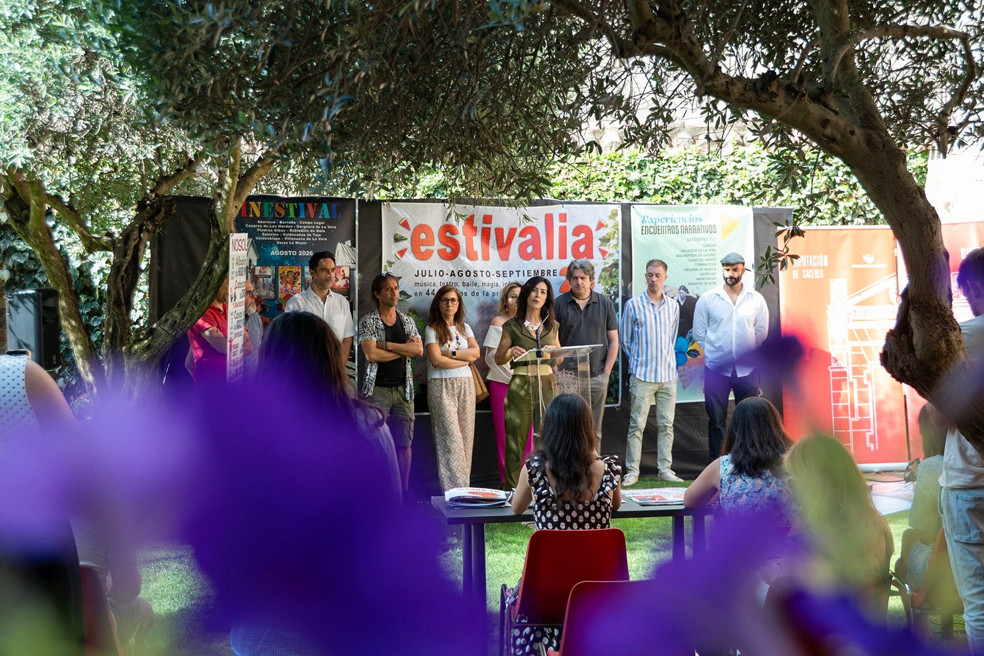La programación cultural de la Diputación de Cáceres llega este verano a 77 municipios con música, cine o teatro La programación cultural de la Diputación de Cáceres llega este verano a 77 municipios con música, cine o teatro