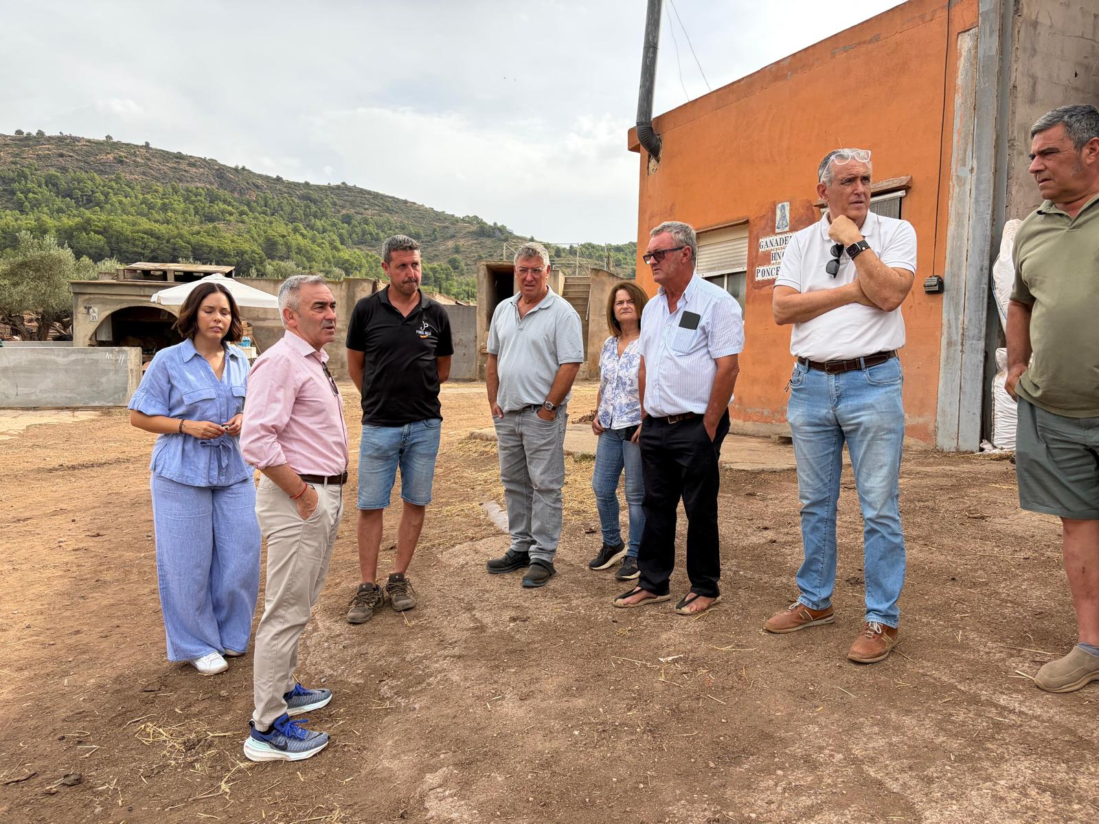 Barrachina reivindica la ganadería extensiva como herramienta para prevenir incendios forestales Barrachina reivindica la ganadería extensiva como herramienta para prevenir incendios forestales