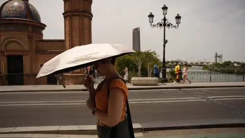 Una mujer de 81 años, quinta víctima mortal por un golpe de calor en Sevilla y sexta en Andalucía Una mujer de 81 años, quinta víctima mortal por un golpe de calor en Sevilla y sexta en Andalucía