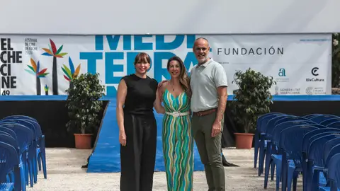 De izquierda a derecha: Carmen Morales, Elisa Lledó y Alejandro Cano. De izquierda a derecha: Carmen Morales, Elisa Lledó y Alejandro Cano.
