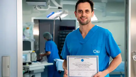 El Dr. Francisco León de HLA Universitario El Ángel obtiene la máxima certificación europea en cirugía hepatobiliopancreática El Dr. Francisco León de HLA Universitario El Ángel obtiene la máxima certificación europea en cirugía hepatobiliopancreática