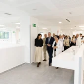 El Hospital Clínico de Santiago sumará este año un nuevo edificio de 5.300 m² para albergar la unidad de mama, el hospital de día y la unidad de reproducción asistida El Hospital Clínico de Santiago sumará este año un nuevo edificio de 5.300 m² para albergar la unidad de mama, el hospital de día y la unidad de reproducción asistida