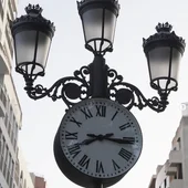Imagen del nuevo reloj del Paseo Vara de Rey de la ciudad de Ibiza Imagen del nuevo reloj del Paseo Vara de Rey de la ciudad de Ibiza