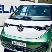 Villajoyosa incorpora un vehículo eléctrico para acercar la información turística a playas, eventos y zonas de alta afluencia de visitantes Villajoyosa incorpora un vehículo eléctrico para acercar la información turística a playas, eventos y zonas de alta afluencia de visitantes