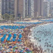 La Marina Baixa, en alerta roja por riesgo extremo de incendios forestales mientras el interior roza los 40 grados La Marina Baixa, en alerta roja por riesgo extremo de incendios forestales mientras el interior roza los 40 grados