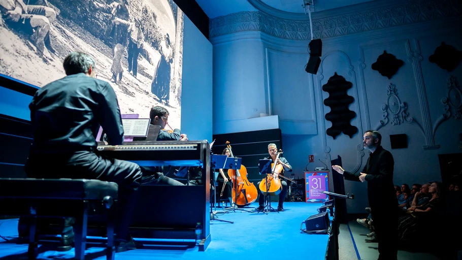 El Festival de Cine anuncia un cine-concierto que pondrá banda sonora en directo a ‘Paris Qui Dort’, el clásico de René Clair