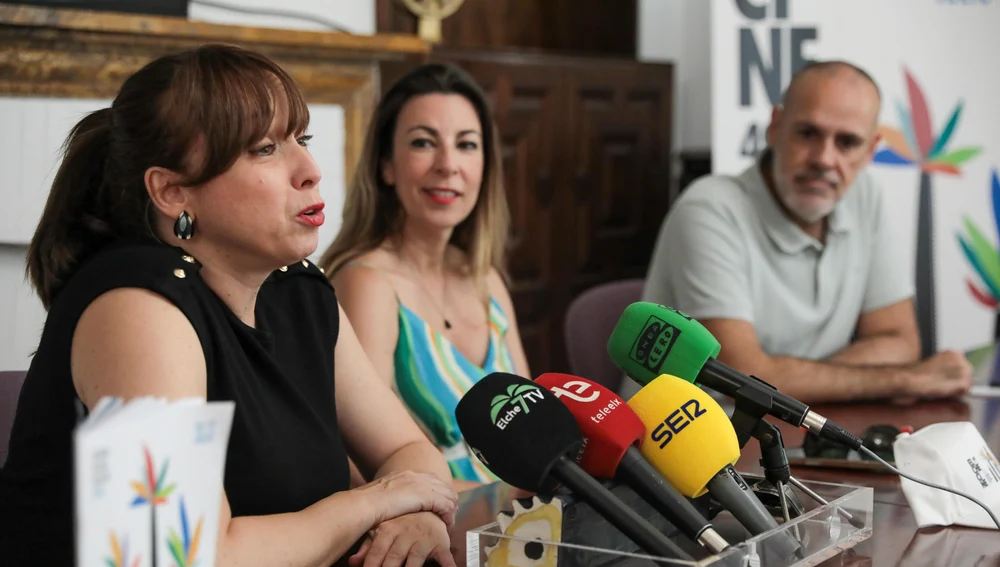 Carmen Morales, Elisa Lledó y Alejandro Cano. Carmen Morales, Elisa Lledó y Alejandro Cano.