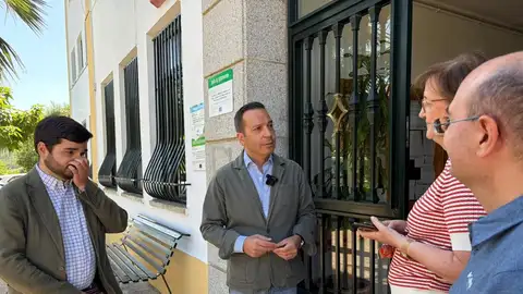 El Vicepresidente Óscar Fernández pide un informe jurídico para conocer si la 'Ley de Nietos' invade competencias autonómicas El Vicepresidente Óscar Fernández pide un informe jurídico para conocer si la 'Ley de Nietos' invade competencias autonómicas