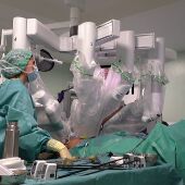 Así ha sido el primer trasplante renal en Osakidetza con un robot