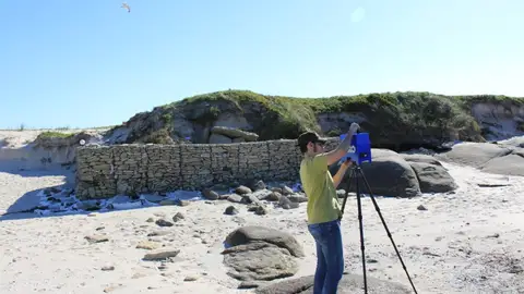 El Instituto de Arqueología de Mérida coordina un proyecto sobre las comunidades prehistóricas en la costa gallega El Instituto de Arqueología de Mérida coordina un proyecto sobre las comunidades prehistóricas en la costa gallega