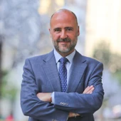 "No es negociable": Rafael Durbán, director de la División Sur de Avanza, rechaza adelantar el grueso de la subida salarial que exigen los trabajadores del Metro de Granada "No es negociable": Rafael Durbán, director de la División Sur de Avanza, rechaza adelantar el grueso de la subida salarial que exigen los trabajadores del Metro de Granada