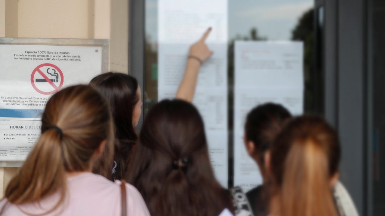 El 81,43% de los estudiantes de Asturias aprueba la PAU en la convocatoria de julio El 81,43% de los estudiantes de Asturias aprueba la PAU en la convocatoria de julio