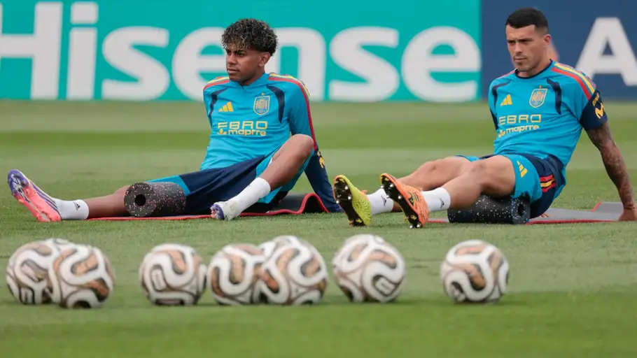 laSexta Deportes (17-07-26) Lamine Yamal y Pedro Porro estarán a pleno rendimiento frente a Argentina: sin molestias y entrenando con la selección en Nueva York laSexta Deportes (17-07-26) Lamine Yamal y Pedro Porro estarán a pleno rendimiento frente a Argentina: sin molestias y entrenando con la selección en Nueva York