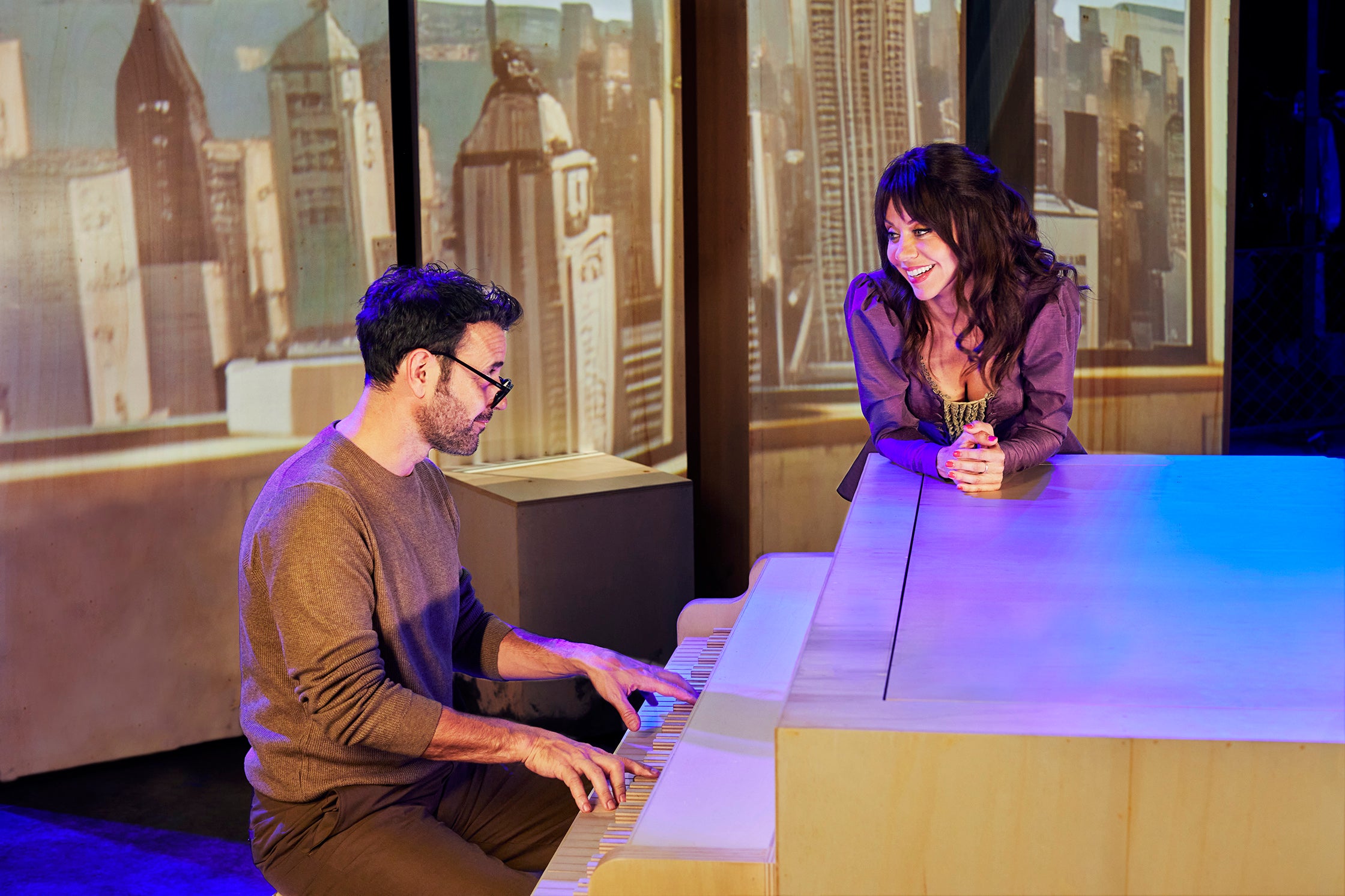 Concord Theatricals Recordings, lanza la grabación en español de Tocando nuestra canción. Un musical dirigido por Antonio Banderas y producido por Teatro del Soho CaixaBank. Concord Theatricals Recordings, lanza la grabación en español de Tocando nuestra canción. Un musical dirigido por Antonio Banderas y producido por Teatro del Soho CaixaBank.