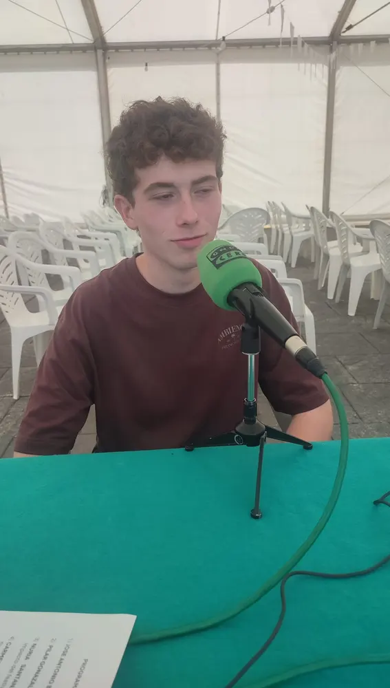 Néstor Méndez, portavoz de los jóvenes de las visitas guiadas. Néstor Méndez, portavoz de los jóvenes de las visitas guiadas.