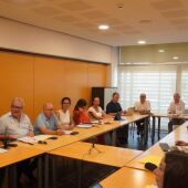 El Consell propone reducir la presión del agua, limitar las duchas en playas y reutilizar más agua para afrontar la escasez hídrica