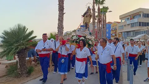 Villajoyosa honra a la Virgen del Carmen con la procesión marinera Villajoyosa honra a la Virgen del Carmen con la procesión marinera