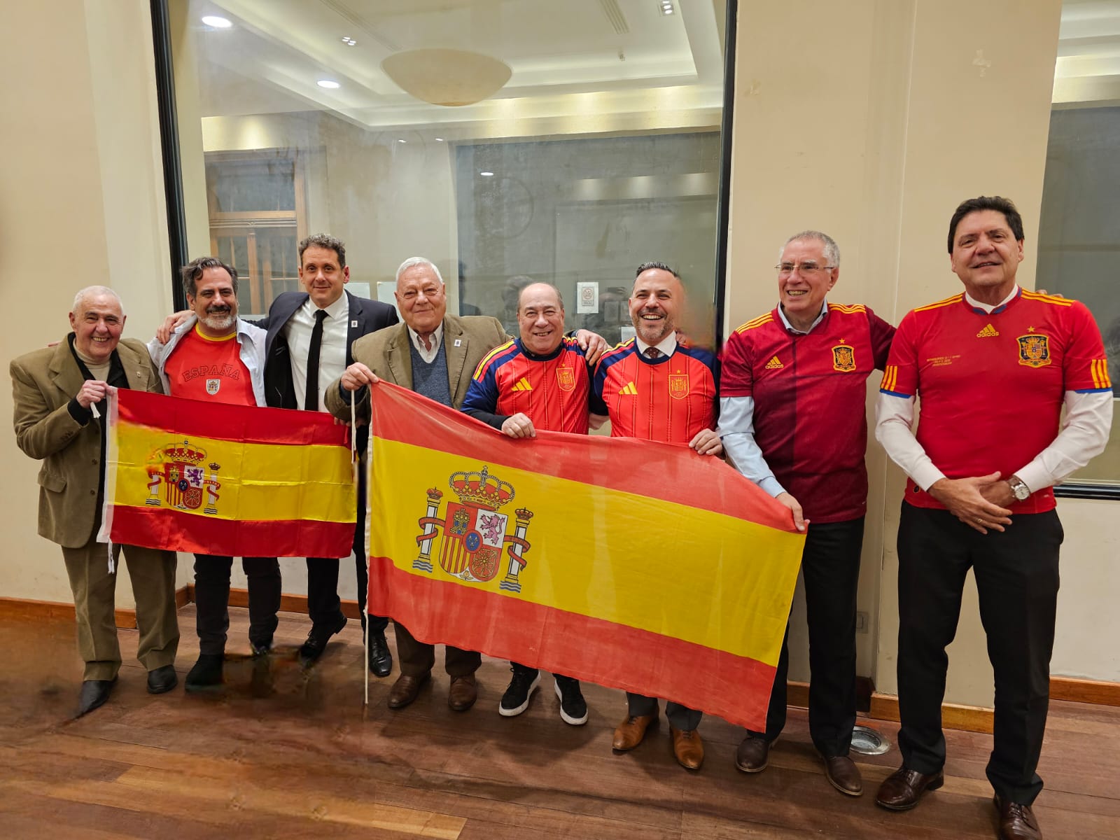 Duelo España Argentina con el corazón dividido para algunos riojanos en Buenos Aires Duelo España Argentina con el corazón dividido para algunos riojanos en Buenos Aires