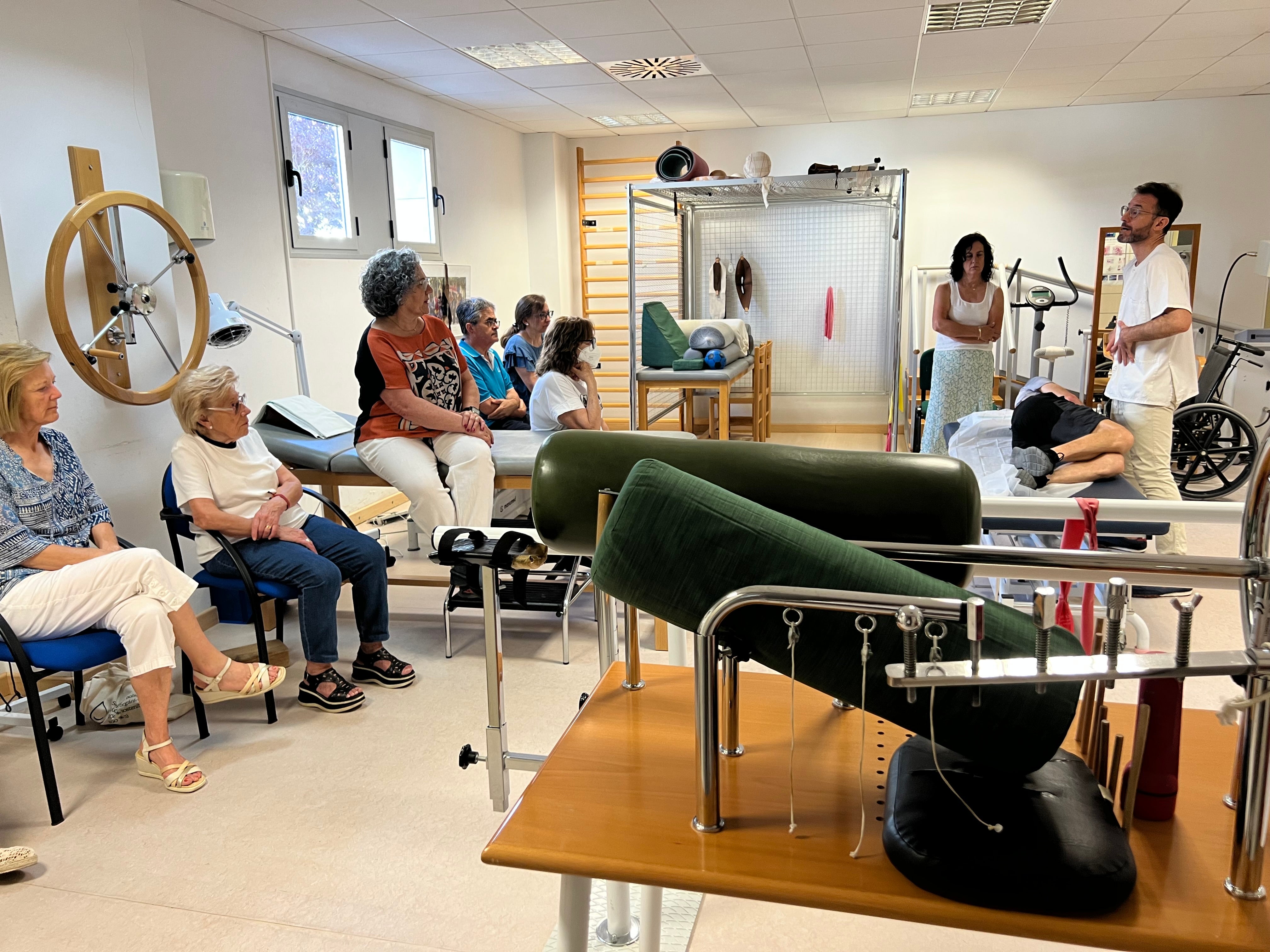 El “Espacio Cuidadores” del Centro de Salud de Casas Ibáñez atiende a una media de 25 personas El “Espacio Cuidadores” del Centro de Salud de Casas Ibáñez atiende a una media de 25 personas