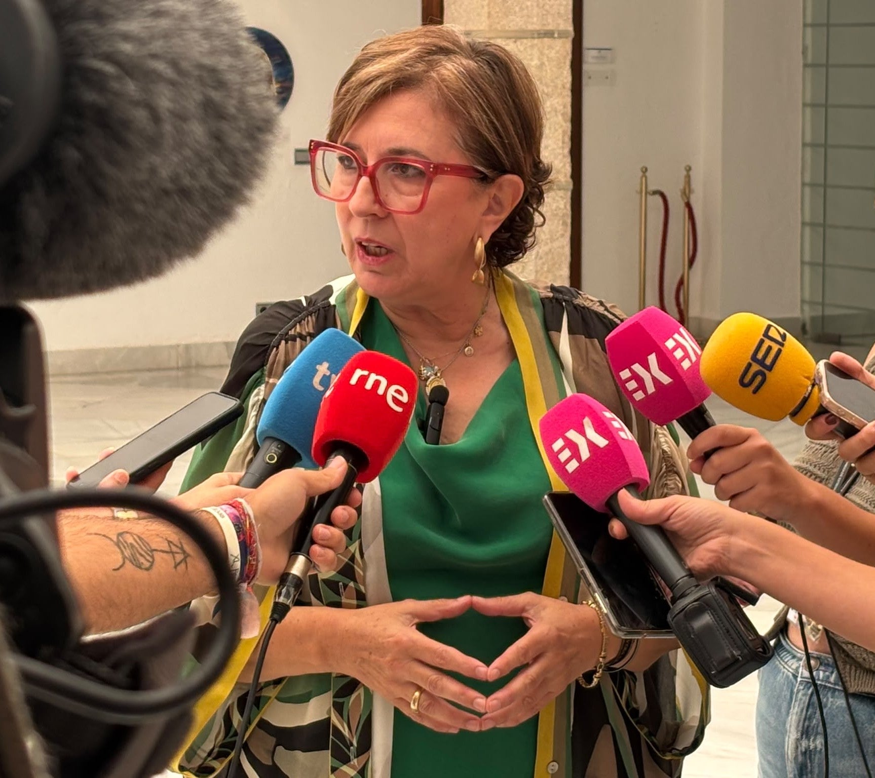 La Junta exige al Gobierno que prolongue la vida útil de la Central Nuclear de Almaraz tras el informe técnico favorable del CSN La Junta exige al Gobierno que prolongue la vida útil de la Central Nuclear de Almaraz tras el informe técnico favorable del CSN