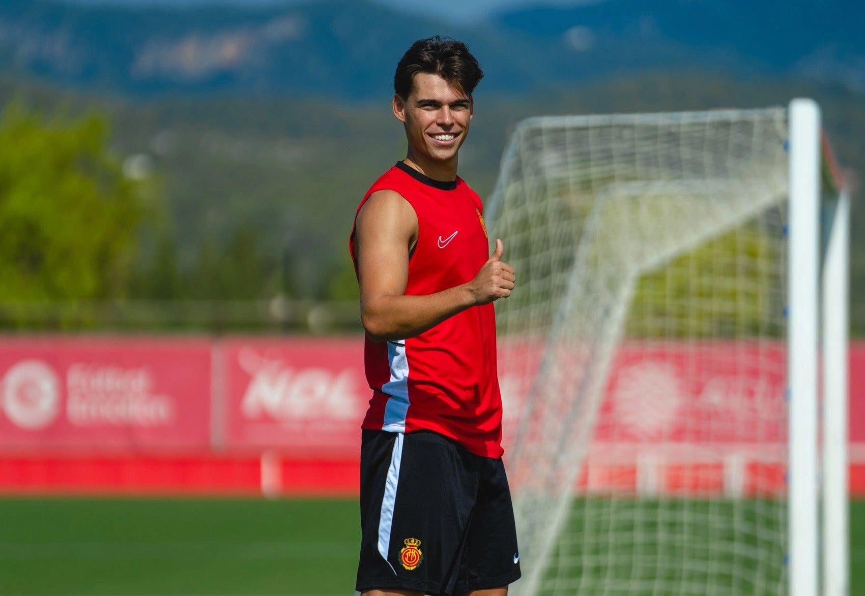 Pablo Torre y Jan Salas renuevan con el Mallorca hasta final de temporada y 2029 respectivamente Pablo Torre y Jan Salas renuevan con el Mallorca hasta final de temporada y 2029 respectivamente
