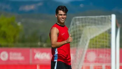 Pablo Torre y Jan Salas renuevan con el Mallorca hasta final de temporada y 2029 respectivamente Pablo Torre y Jan Salas renuevan con el Mallorca hasta final de temporada y 2029 respectivamente