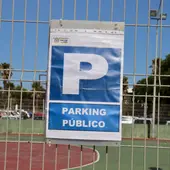 Indicativo del parking en el Paseo Marítimo Indicativo del parking en el Paseo Marítimo