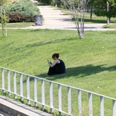 La Aemet avisa de una nueva ola de calor que sacudirá gran parte de España desde este martes con temperaturas de hasta 45 grados / Jesús Hellín / Europa Press La Aemet avisa de una nueva ola de calor que sacudirá gran parte de España desde este martes con temperaturas de hasta 45 grados / Jesús Hellín / Europa Press