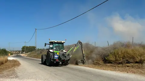 Trabajos de desbroce realizados durante la campaña de este año. Trabajos de desbroce realizados durante la campaña de este año.