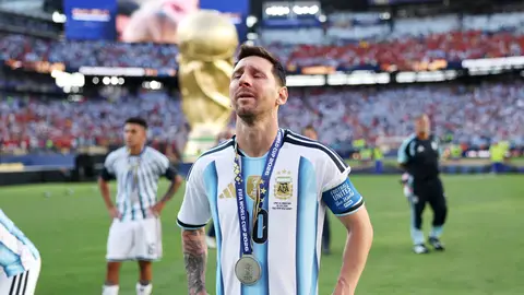 Las lagrimas de Messi tras perder la final del Mundial Las lagrimas de Messi tras perder la final del Mundial