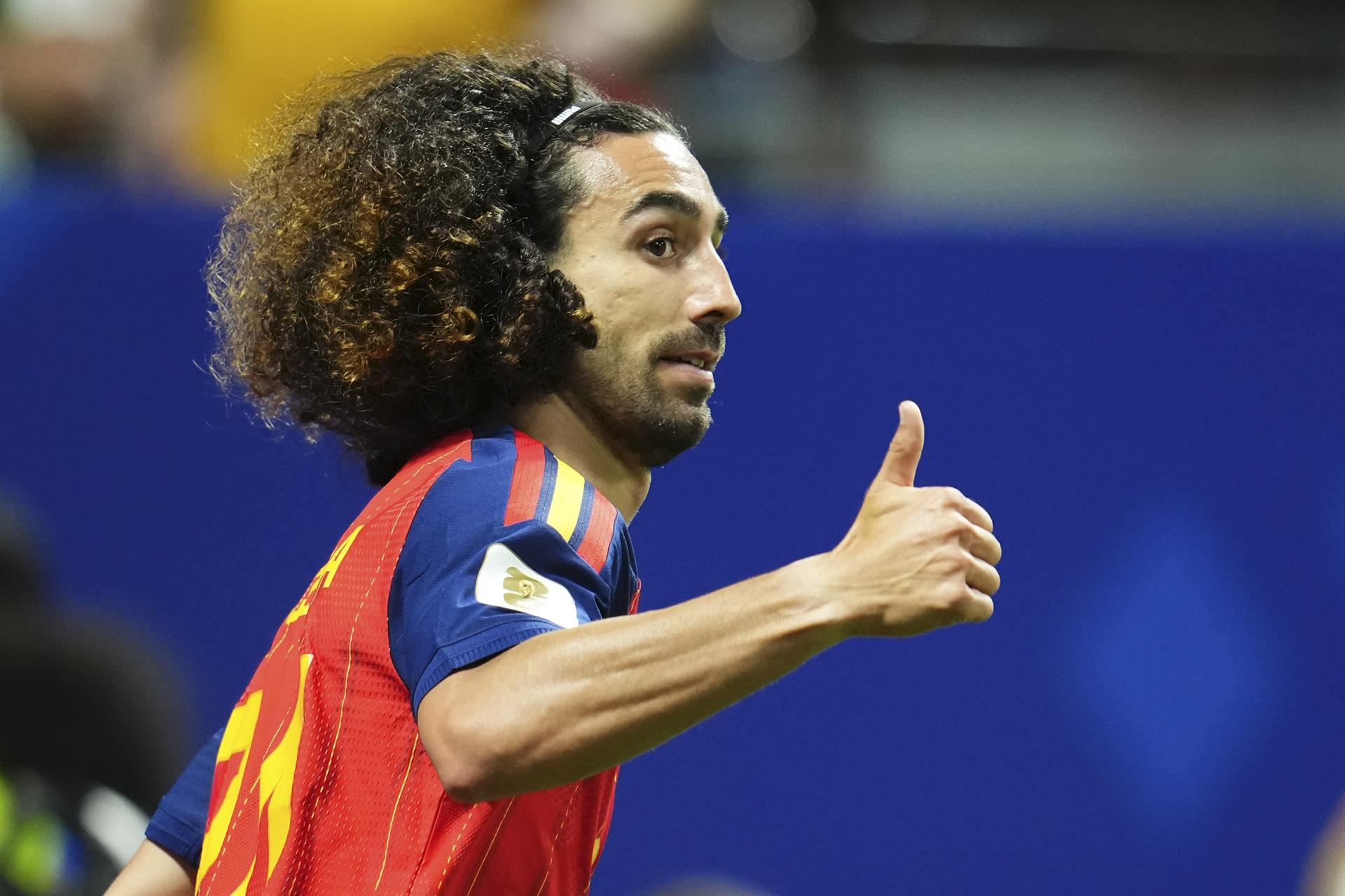 El campeón del mundo Cucurella, el deportista favorito entre los extremeños para irse de cañas este verano El campeón del mundo Cucurella, el deportista favorito entre los extremeños para irse de cañas este verano