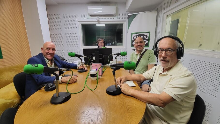 Tertulianos de onda cero ourense